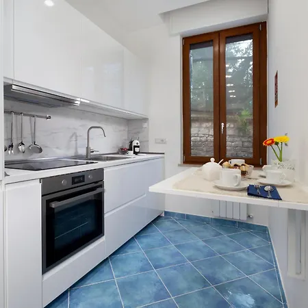 J'adore Apartment *